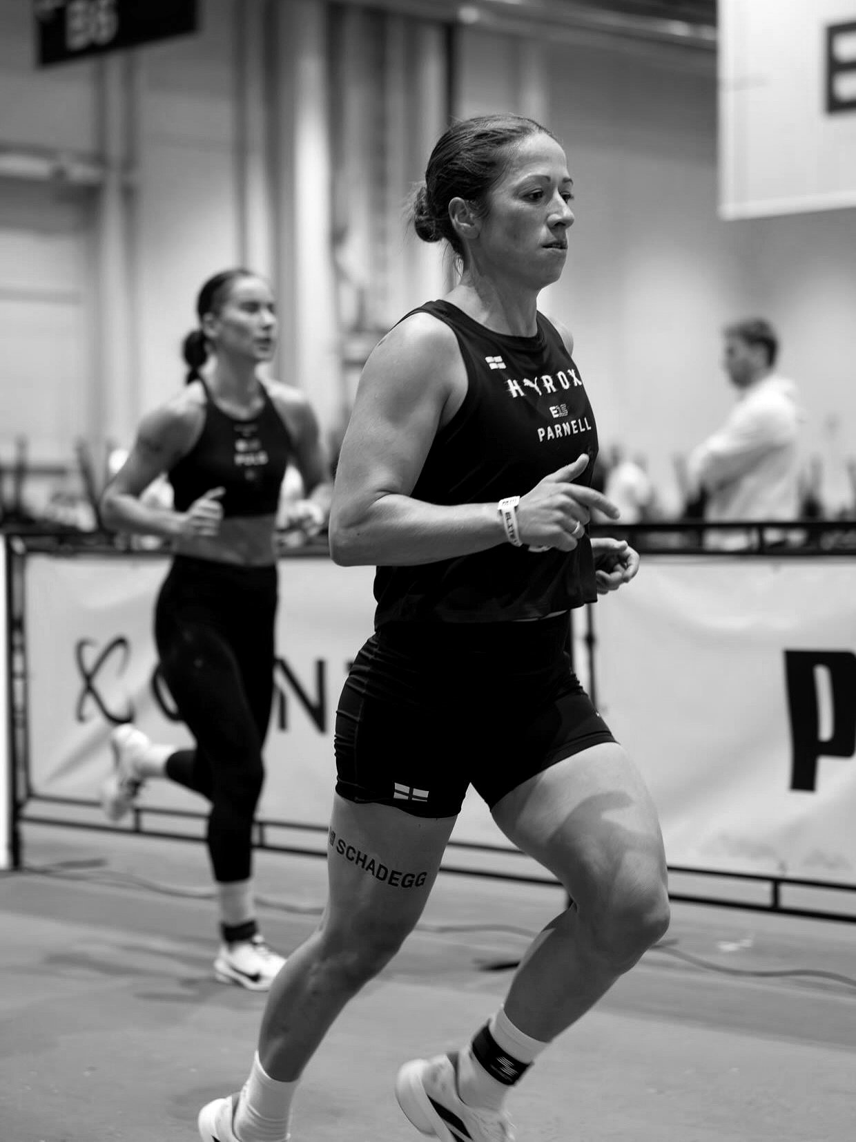 Running duel on the track